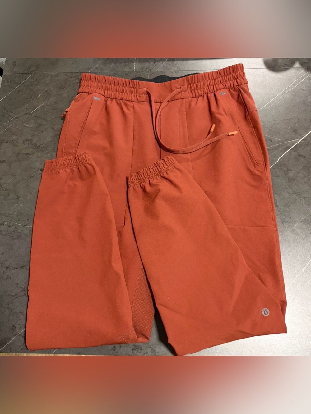 Lululemon Mens License to Train Jogger - Small